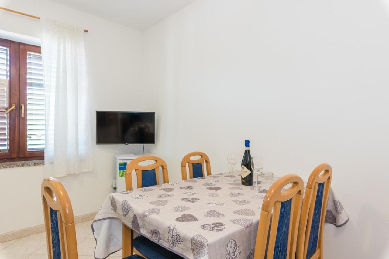 Apartments Villa Adria Rabac Quarto foto