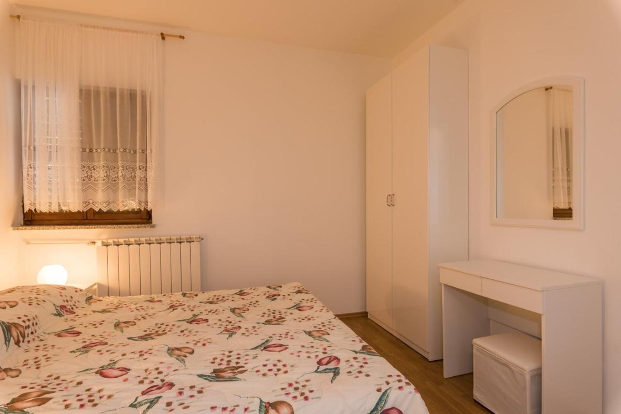 Apartments Villa Adria Rabac Quarto foto